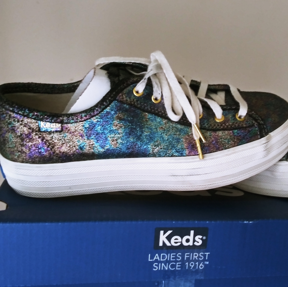 Keds Triple Kick Iridescent Sneaker